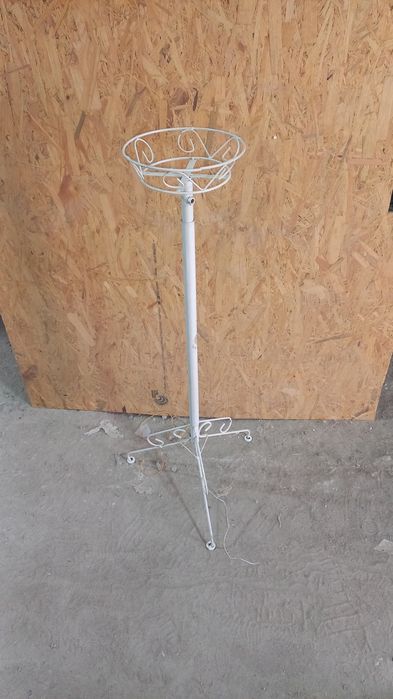 Стойка для цветов