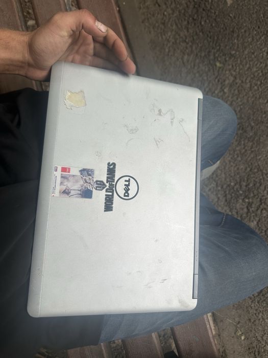Срочно продам ноутбук dell