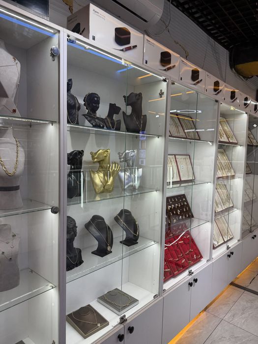 Продам витрины в отличном состоянии