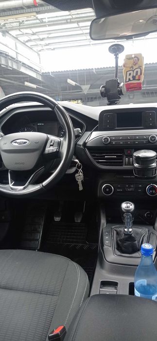 FORD Focus 2019 — imagine 3