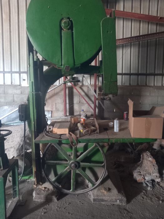 Продавам Банзинг Листач