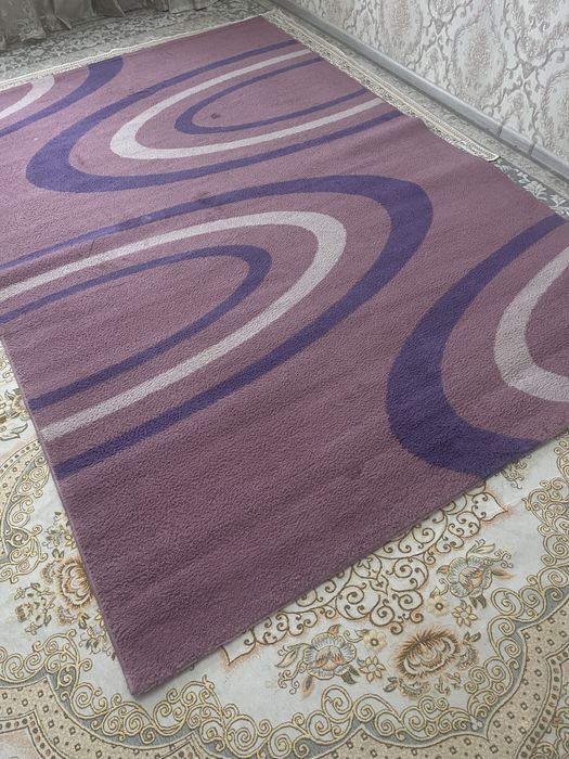 Ковер буу шерстяной плотный , хорошее состояние