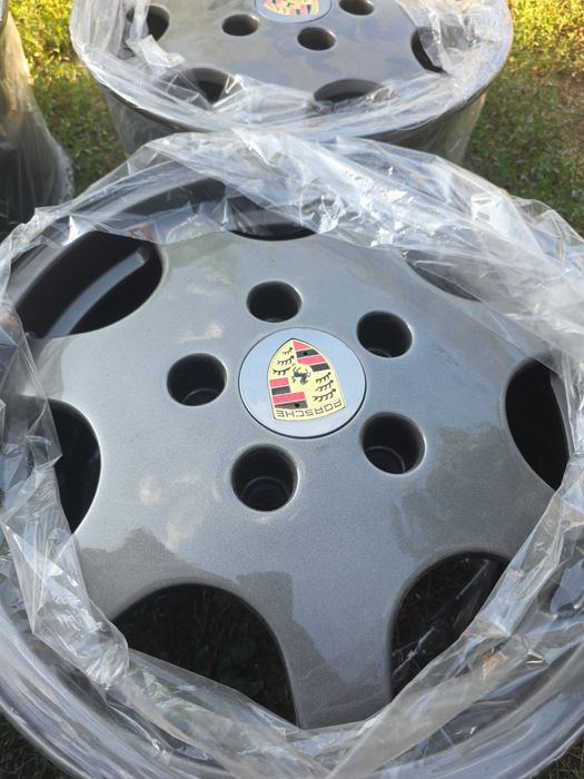 Vând sau schimb jante porsche r16 d90