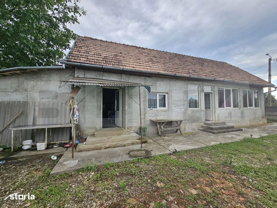 Casa de vanzare, 94 mp, teren intravilan 2.698 mp, Cisteiu de Mures