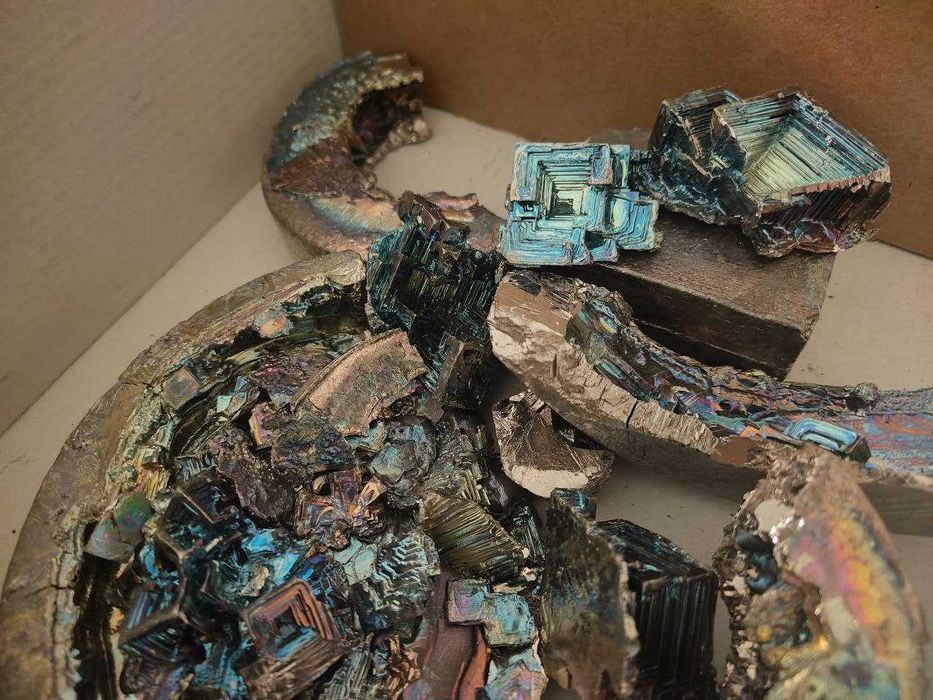 Vând bismut metalic pur – 5.1 kg