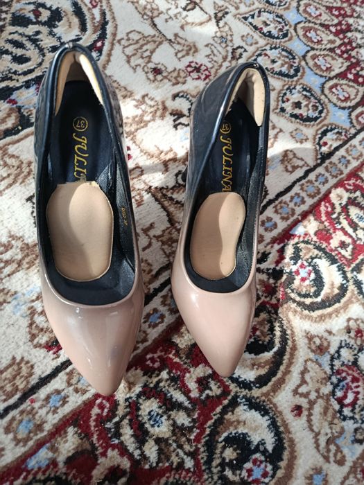 Продам вещи и обувь