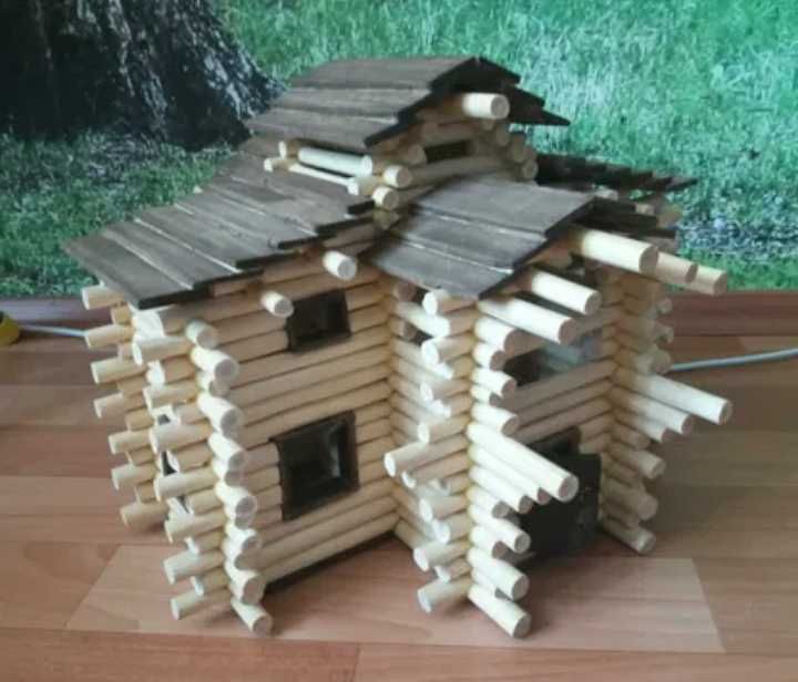 Макет деревянного дома (сруб)