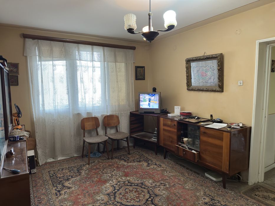 Apartament  confort 1 , 2 camere 55 mp  in Caracal