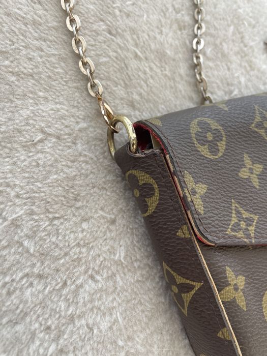 Geanta Louis Vuitton Felicie Pochette Monogram cu lant si insertie zip