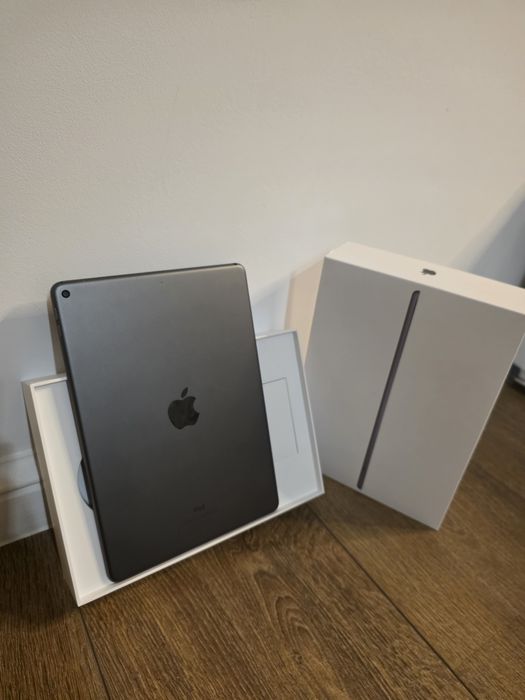 iPad Air 3 Space Gray + Apple Pen Gen 1 + Accesorii