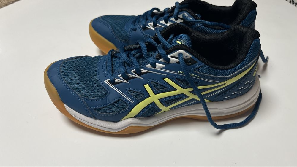 Asics волейбол маратонки