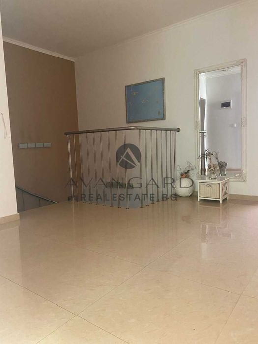 Продава се Мезонет в Пловдив, Остромила - 200 кв.м за 2500 €/кв.м - Снимка #5