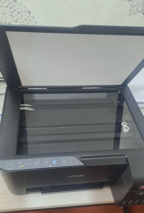 Printer epson 3250 yangi holatda ,hich qanaqa aybi yo'q