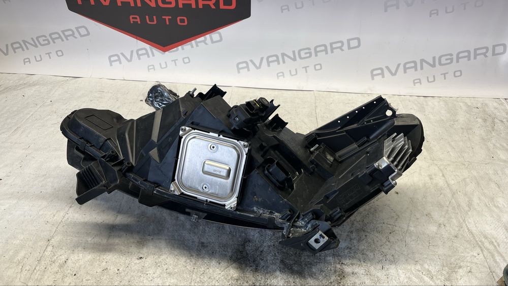 Renault Clio 5 десен фар