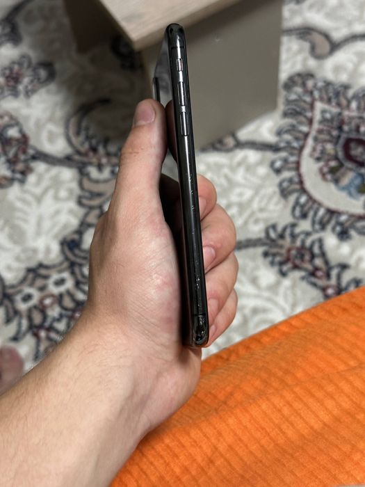 Iphone X 64gb sotiladi