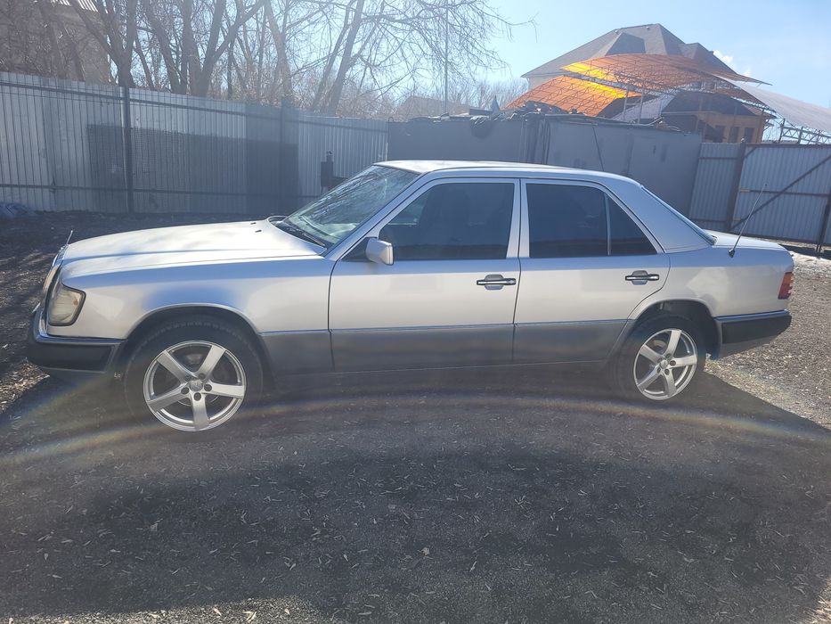 Mersedes 124 продаю