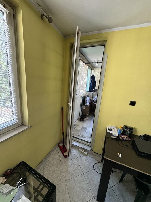 Дава се под наем Двустаен апартамент в София, Център - 65 кв.м за 117300 € - Снимка #2