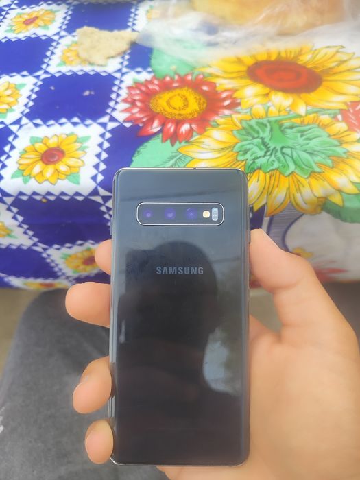 Samsung s 10 512/8