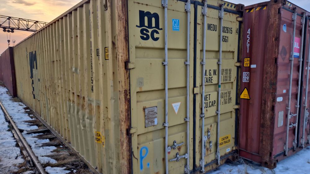 Продам контейнеры