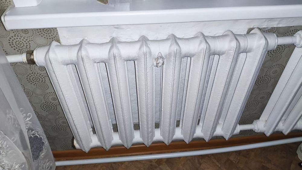 Продается чугунные радиаторы отопления