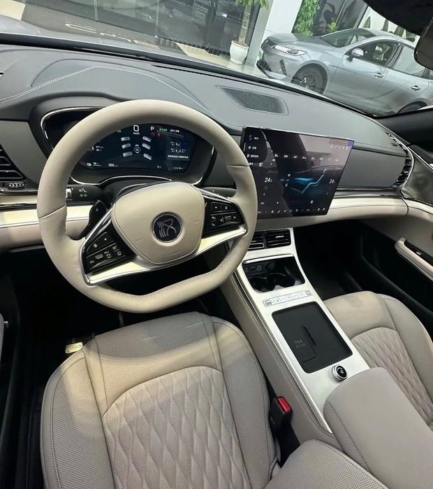 BYD HAN 635km Silver Gold 2026