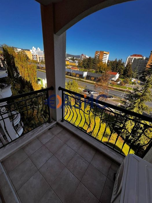 Продава се Тристаен апартамент в к.к. Слънчев бряг - 84 кв.м за 1584 €/кв.м - Снимка #3