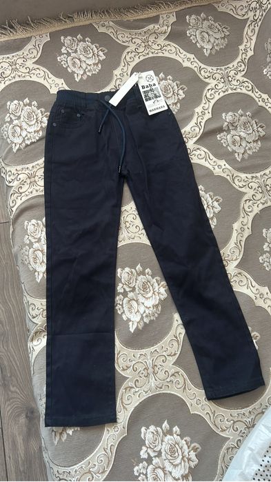 Продаются Детские джинсы