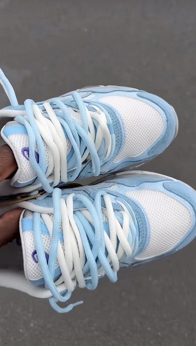 Бяло сини asics gel