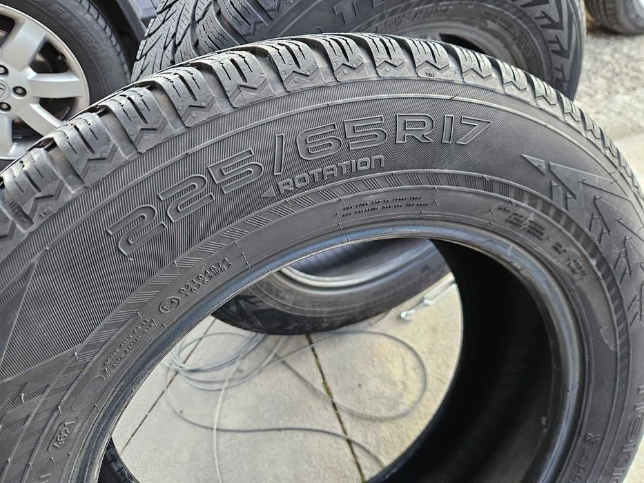 2бр. 225/65 17 зимни гуми NOKIAN 6-6.5mm SUV