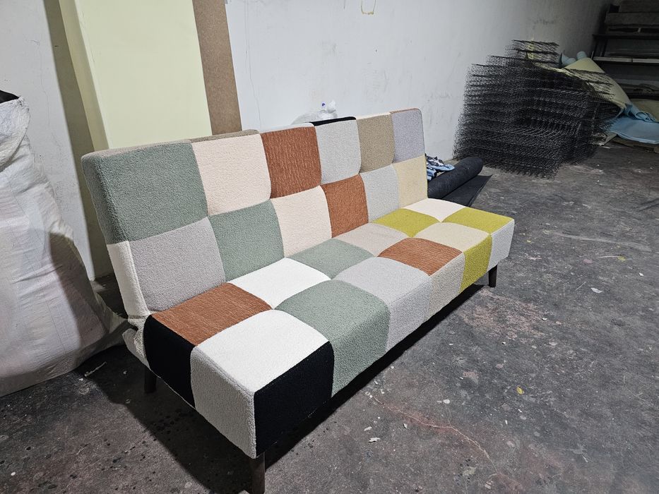 Divan shaxmat modern