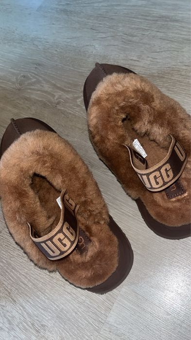 papuci UGG maro, nepurtati