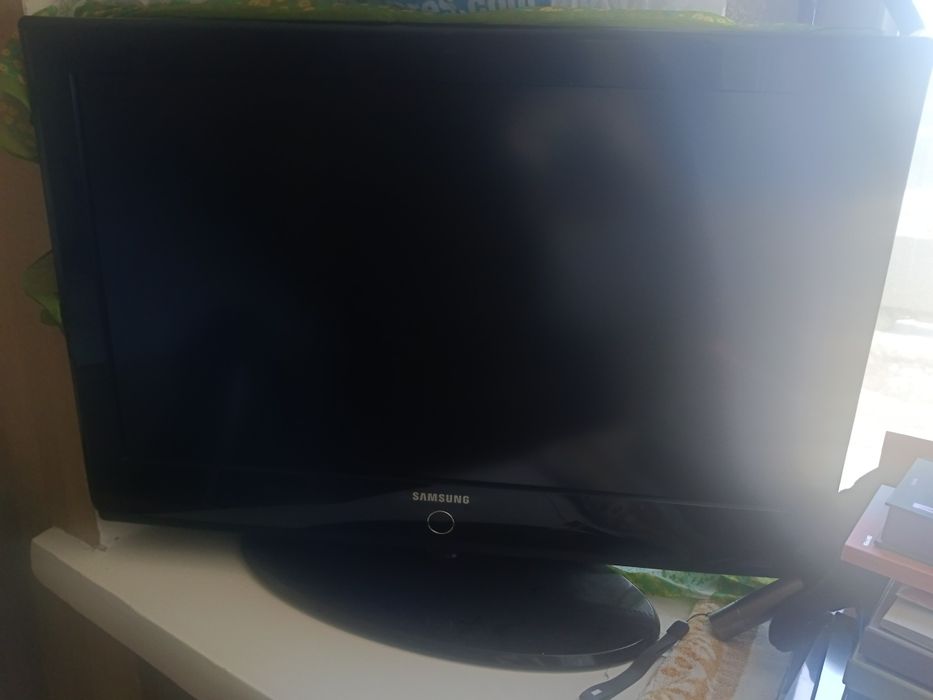 Телевизор Samsung б/у