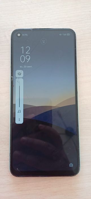 OPPO A52 телефон