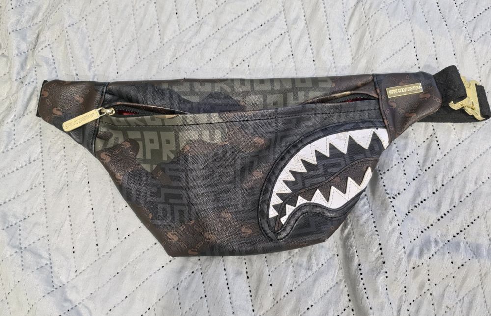 Чанта Sprayground limited edition