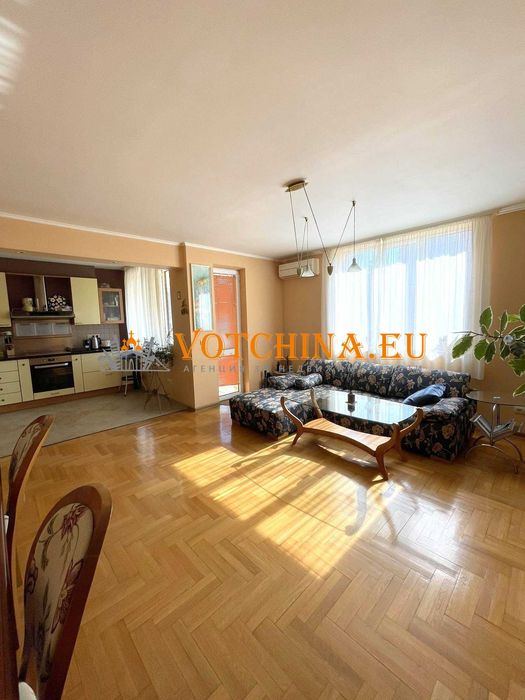 Продава се Тристаен апартамент в Варна, Бриз - 120 кв.м за 1875 €/кв.м - Снимка #3