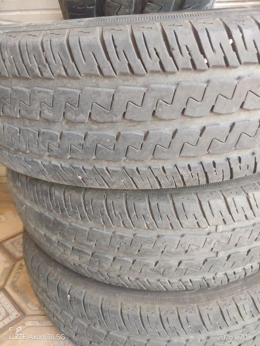 Автошина б/у  roadares 215/75 m+s  r16.