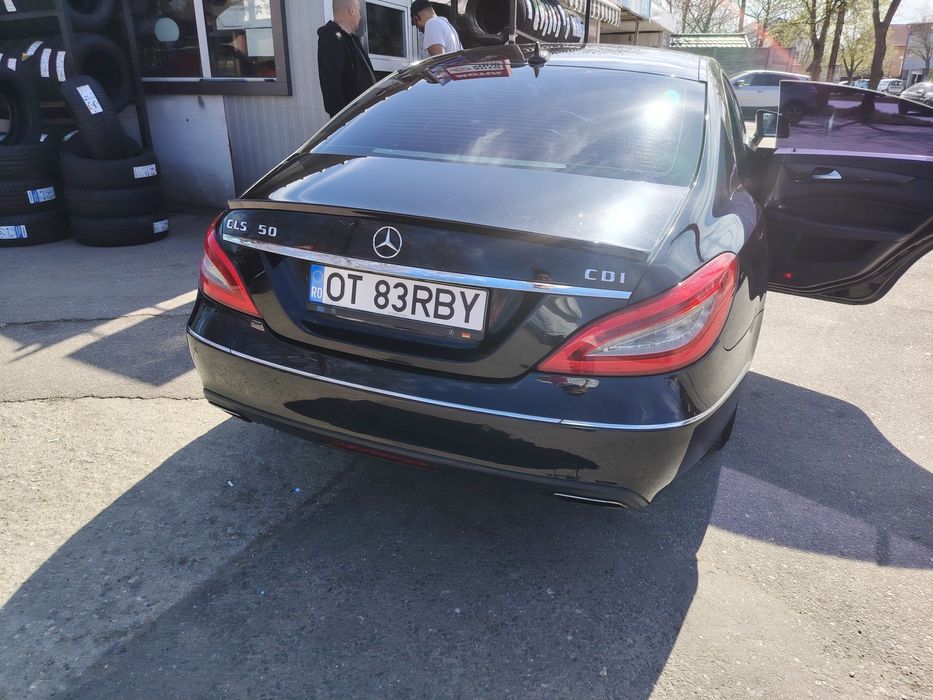 Mercedes CLS blue efficiency 2012