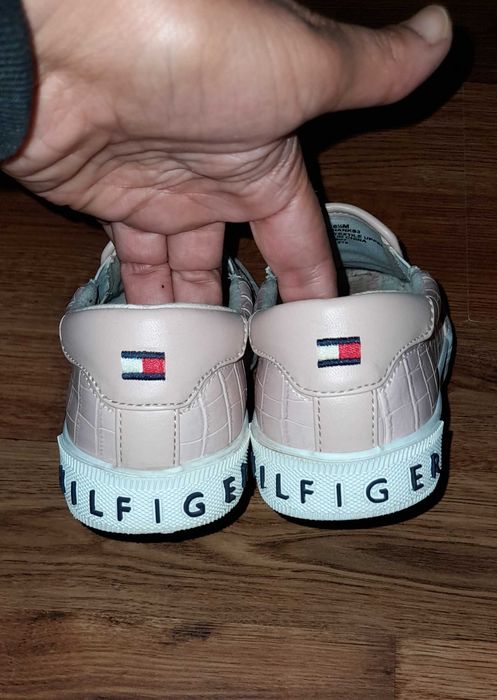 Отлични Tommy Hilfiger