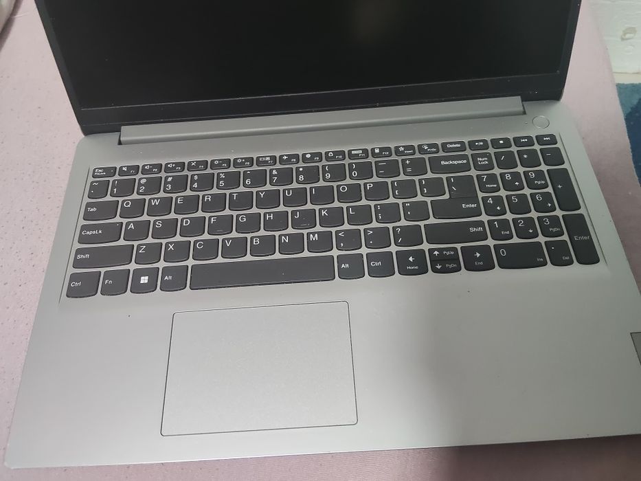 Laptop lenovo  o