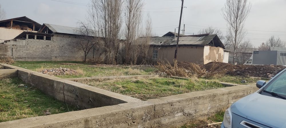 Yangi Toshkent 7,35 sotixli xovli sotiladi.