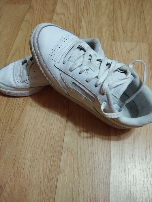 Adidași Reebok nr. 38,5