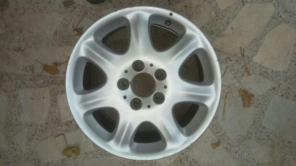 СПЕШНО!Алуминиев джанти за Мерцедес бартер за същите за Тоарег 2,5 tdi