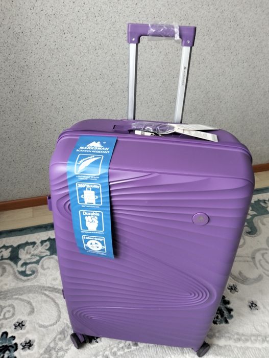 Продается новый большой чемодан