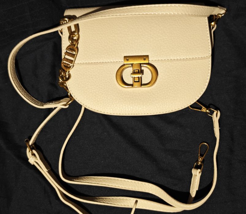 Женская сумочка бежевая