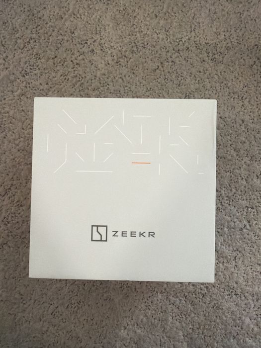 Коюч от zeekr 001