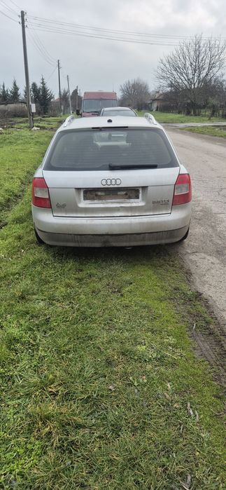 Ауди А4 2.5ТДИ куатро на части 180коня