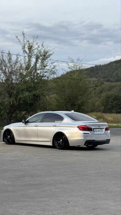 BMW   F10   520d