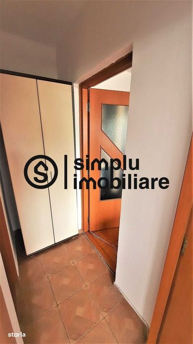 2 camere, etaj 1, centrala, cofetaria Parc - 400 Euro