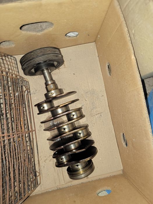 Коленвал от Subaru outback ej25