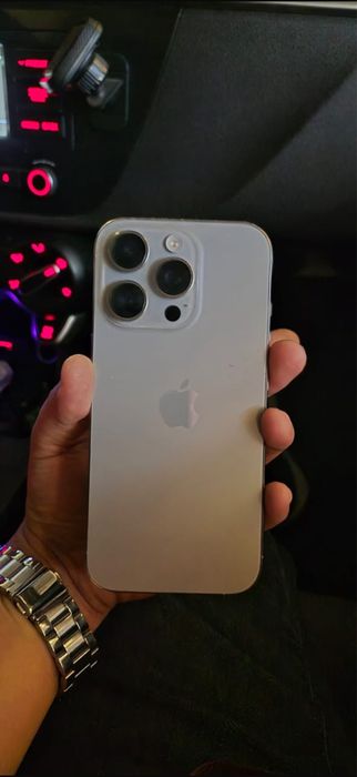 Продам Айфон в отличном состояний